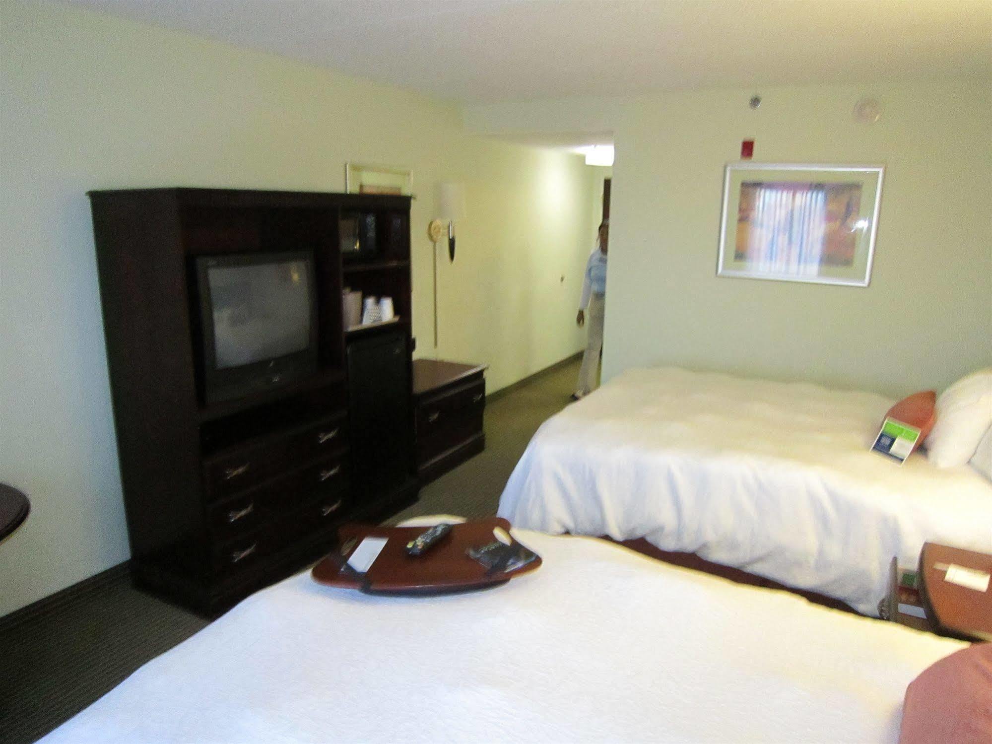 Hampton Inn Fayetteville Habitación foto