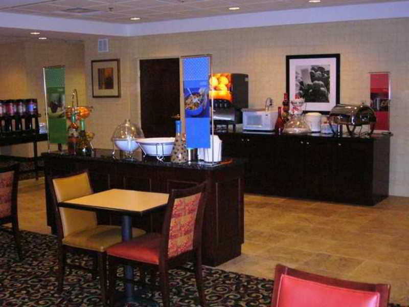 Hampton Inn Fayetteville Restaurante foto